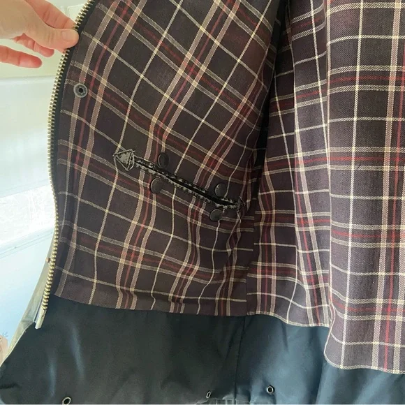 Classic Waxed Jacket - Picture 7 of 10
